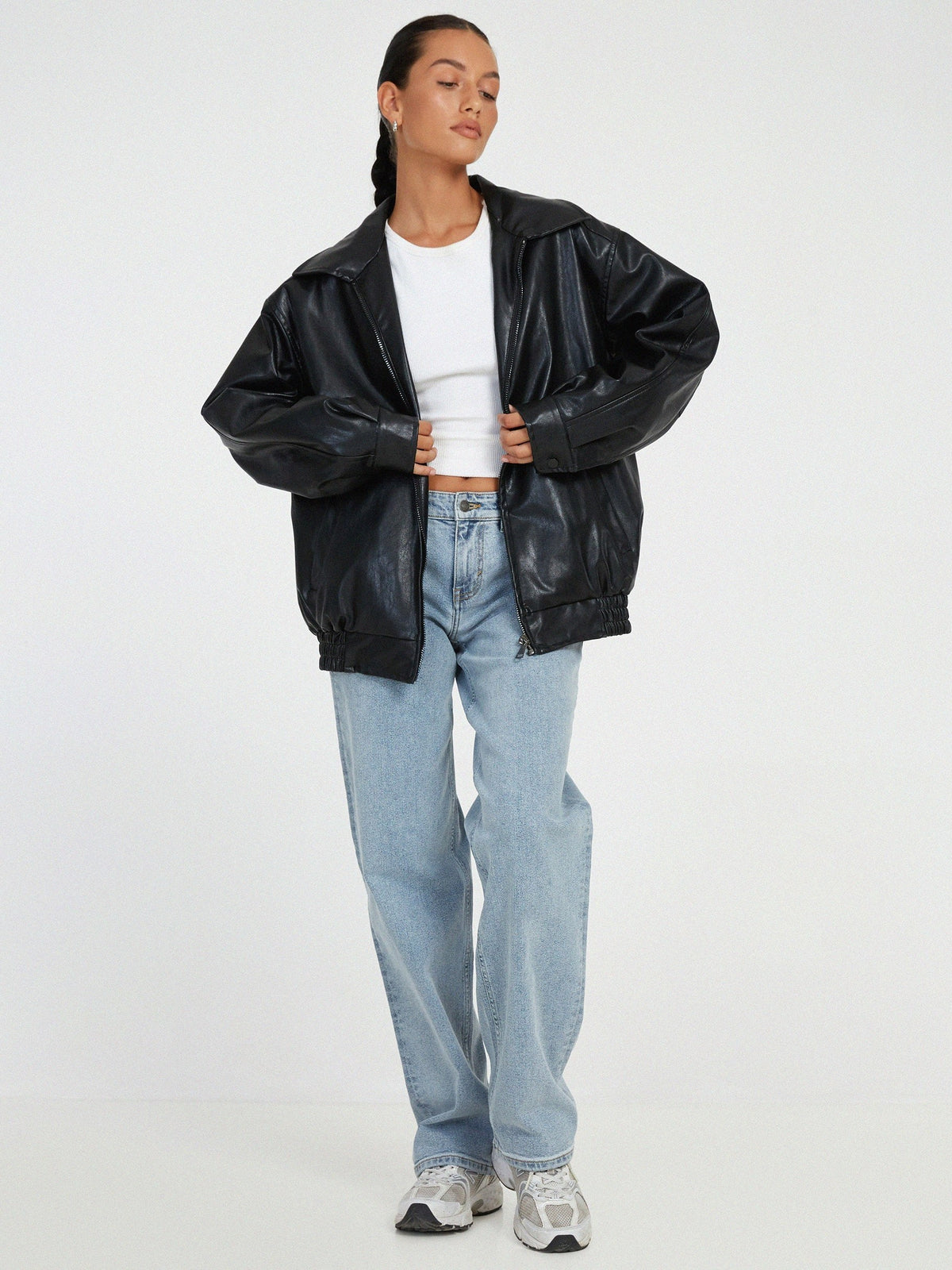 Women's Relaxed Fit Leather Jacket
