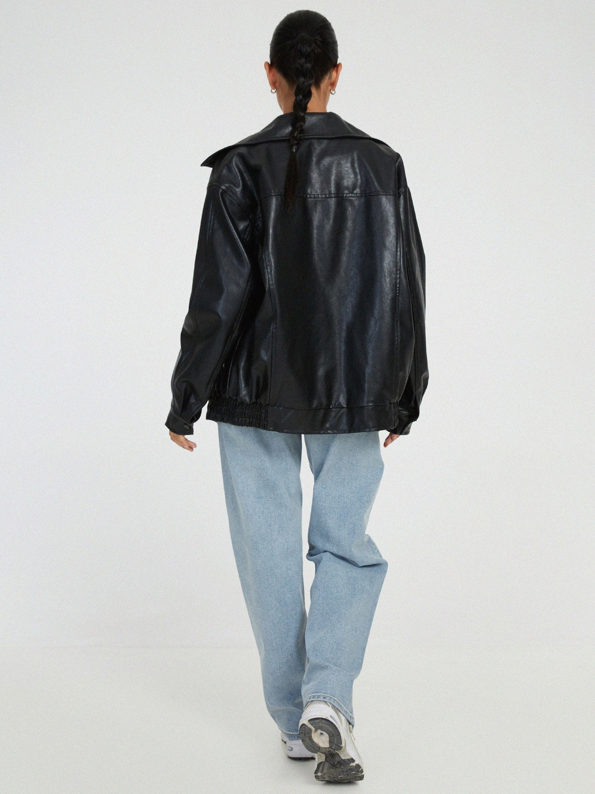 Women's Relaxed Fit Leather Jacket