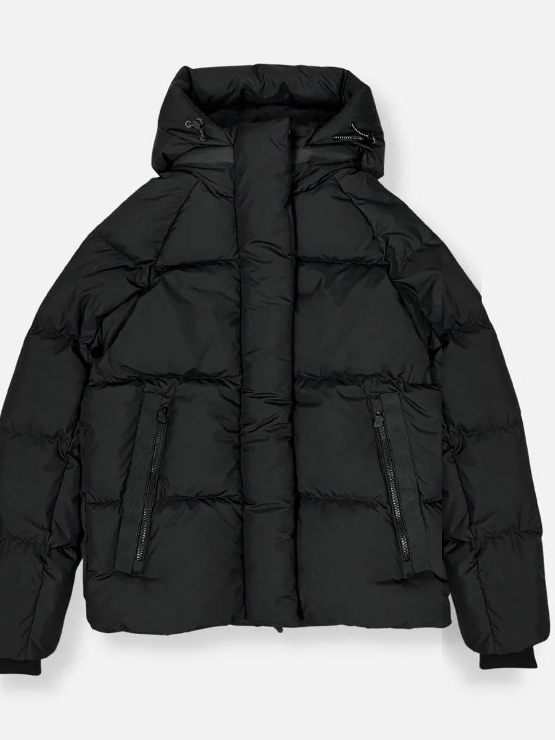 Syna World Logo Puffer Jacket - Blackout